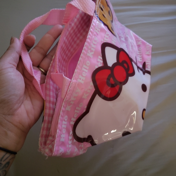 hello kitty mini purse